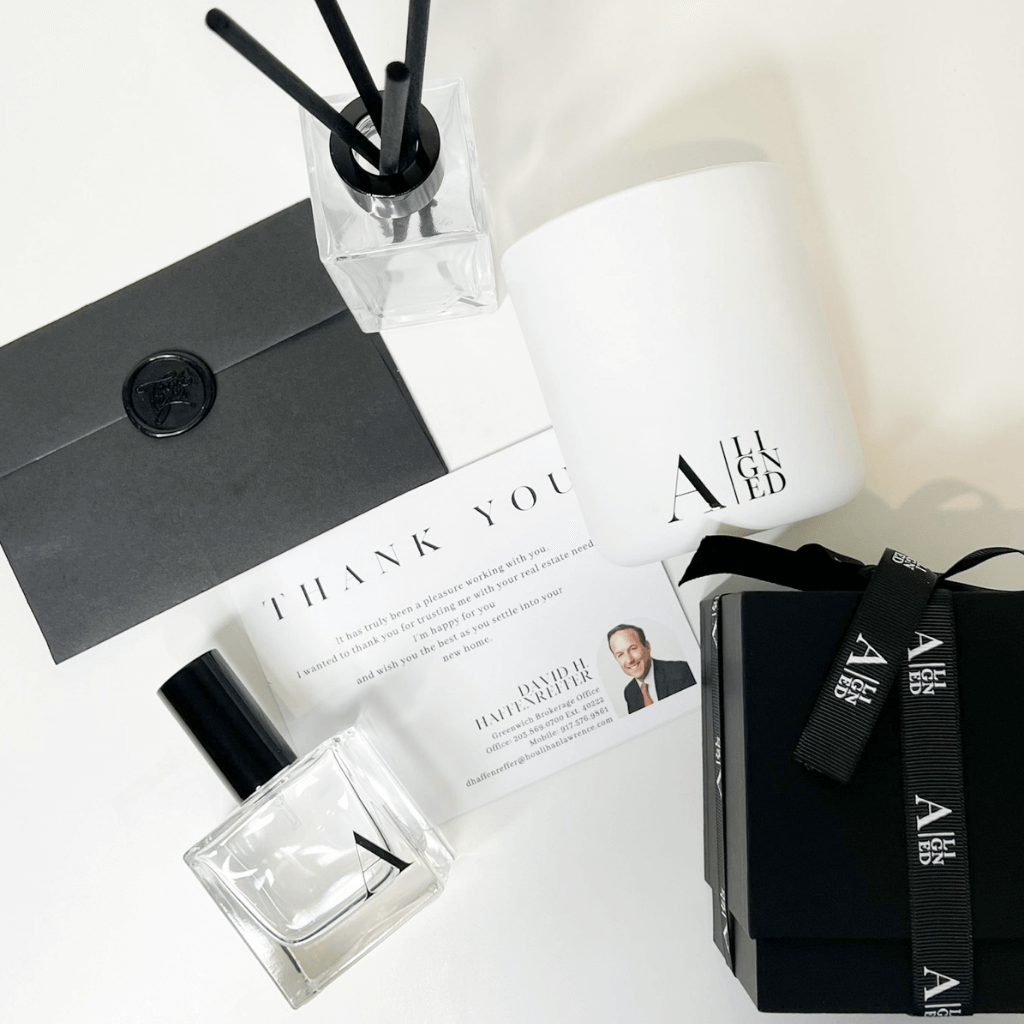 CLOSING GIFT SET