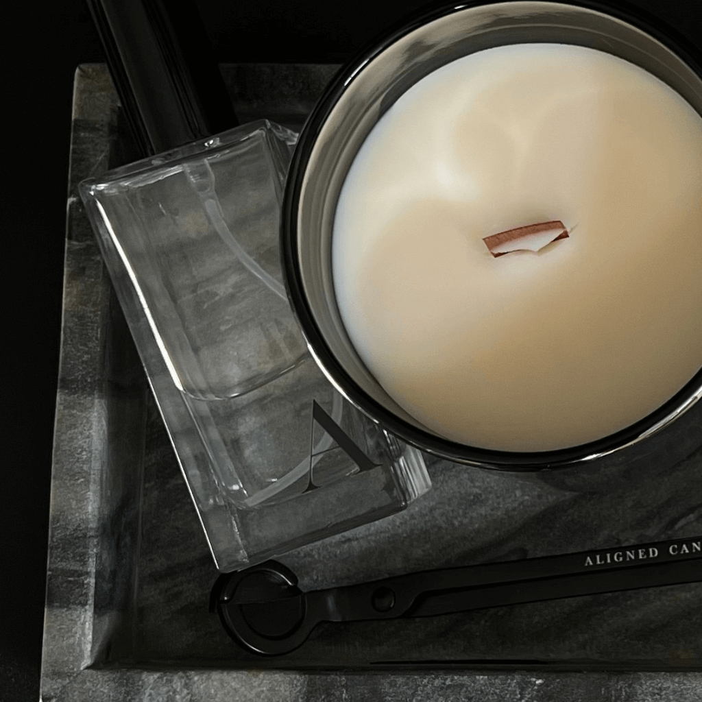 LUNA Candle- creamy & sensual