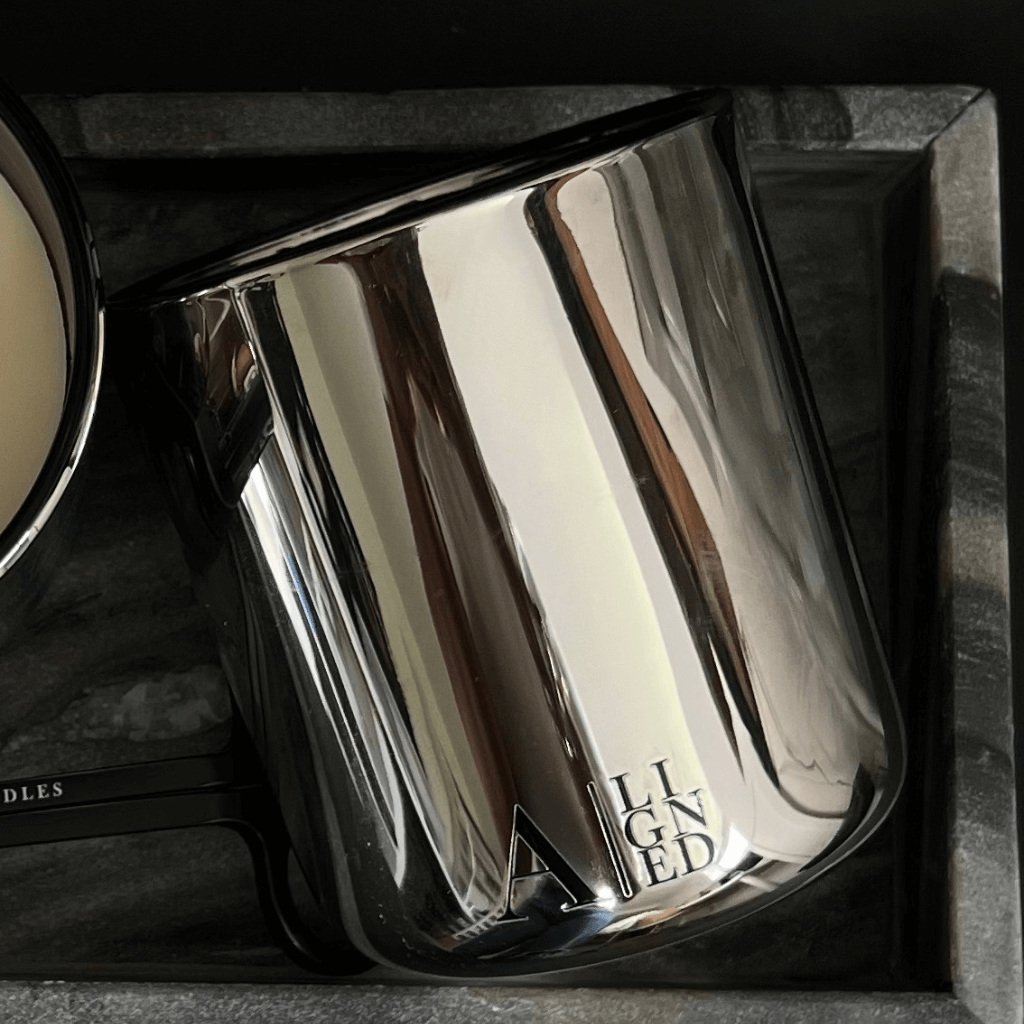 AMBER + COCONUT MILK Candle- creamy & sensual